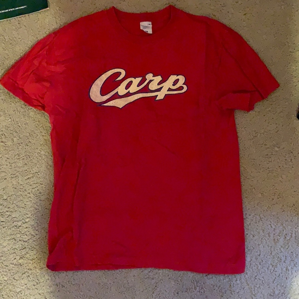 red t shirt